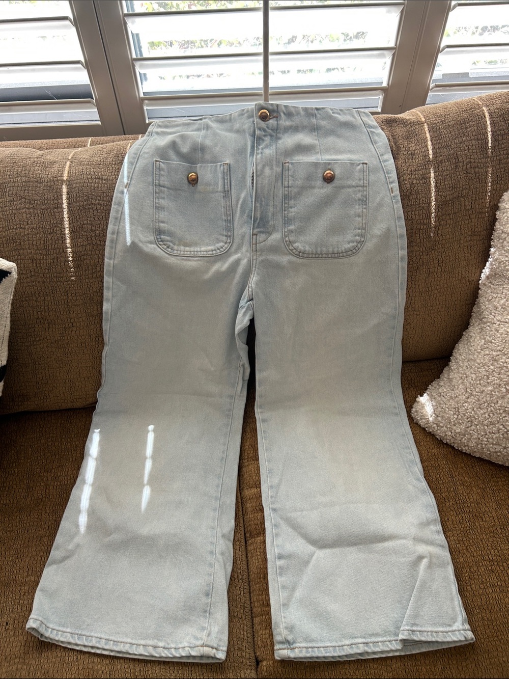 Zara Light Blue Wide-Leg Jeans with Front Patch Pockets